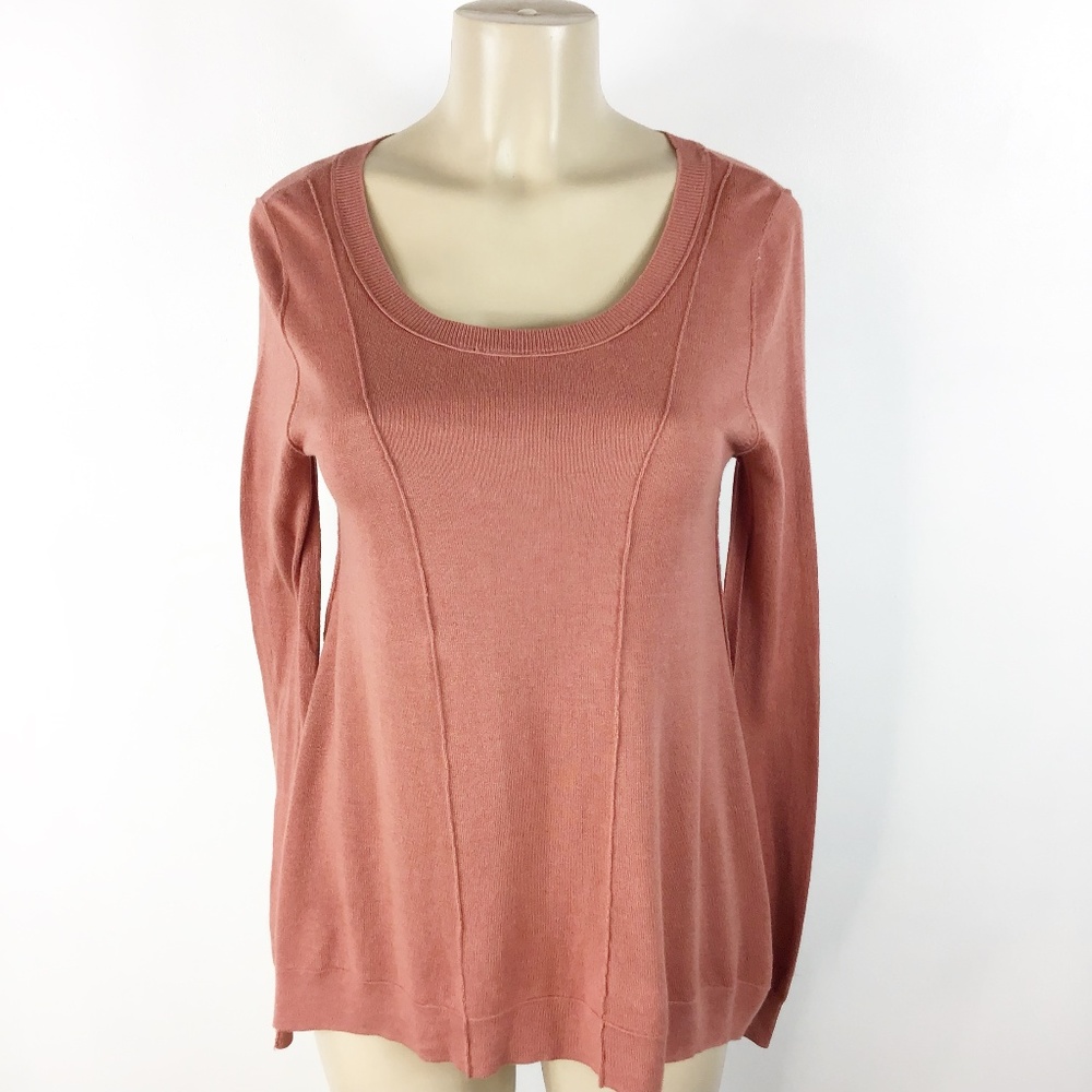 Wearing your heart on your sleeve Sweater blouse top burnt orange Size Small‎